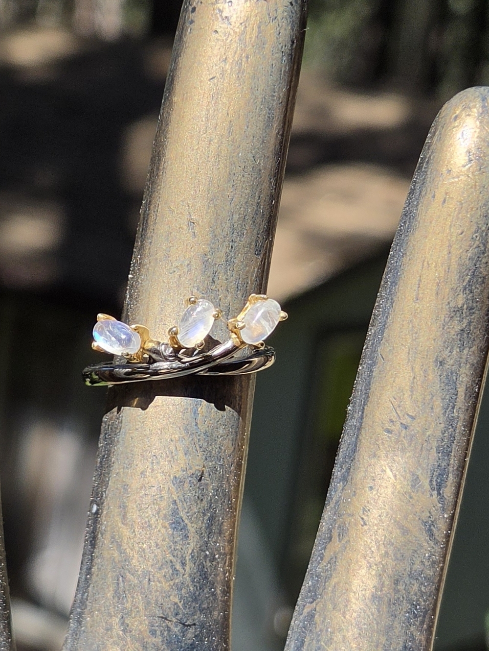 Moonstone Sterling Rhodium & Gold Ring Sz7 - Picture 3 of 9